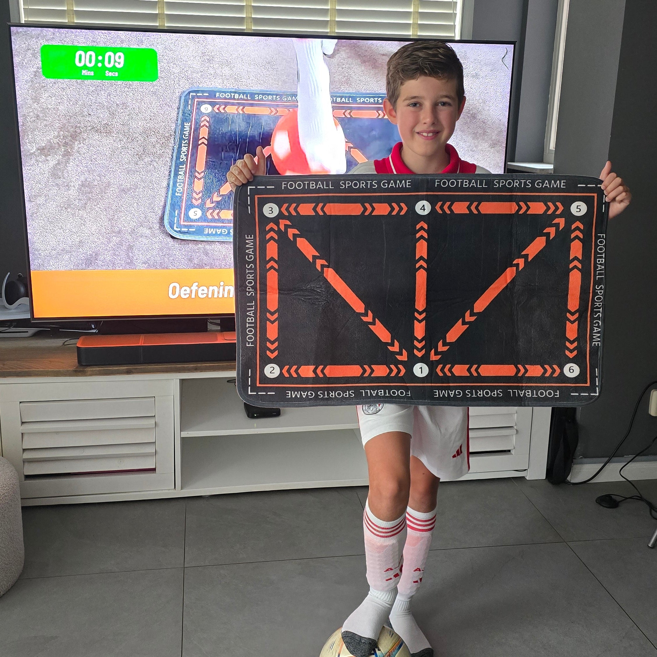 Kickzone™ Fußball-Trainingsmatte + KOSTENLOSES Trainingsprogramm und Fußballsocken